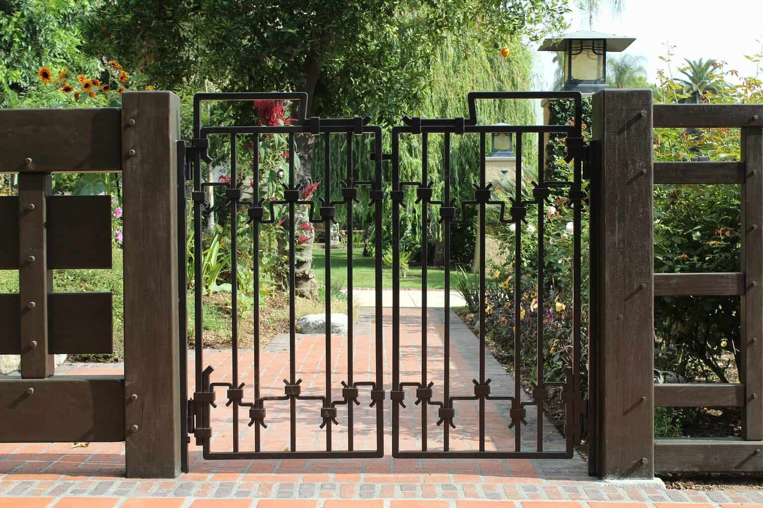 Gates and Fencing 18