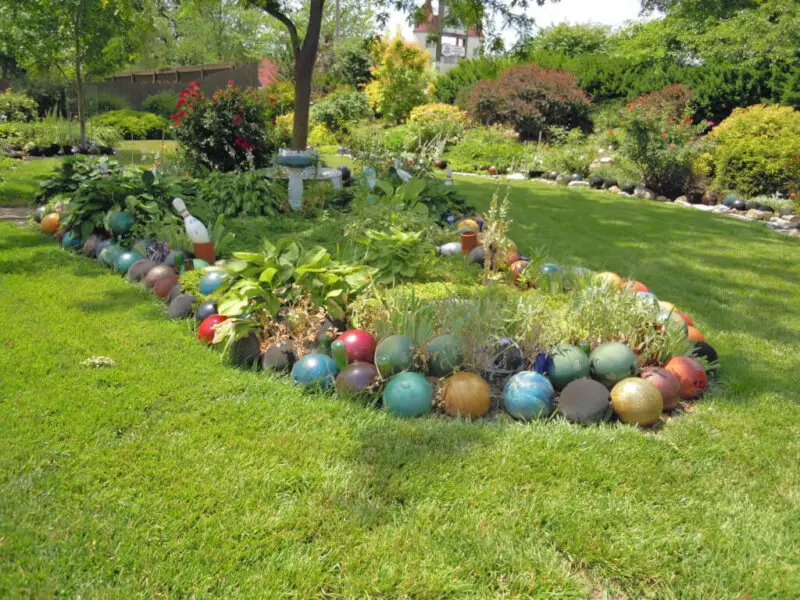 bowling ball garden edginbg