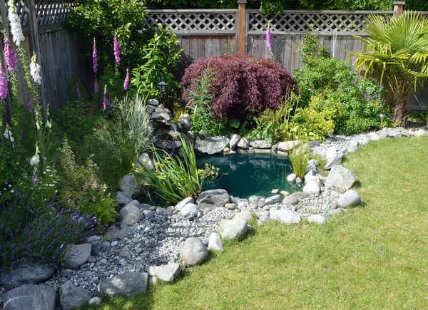 Garden water feature