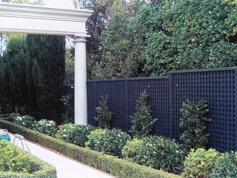 Timber Lattice Garden Edging